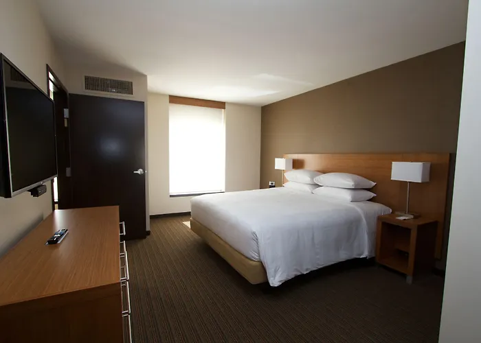 Hyatt Place Cabos Hotel 3*